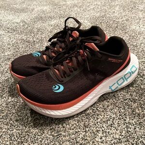 Women’s Topo Specter